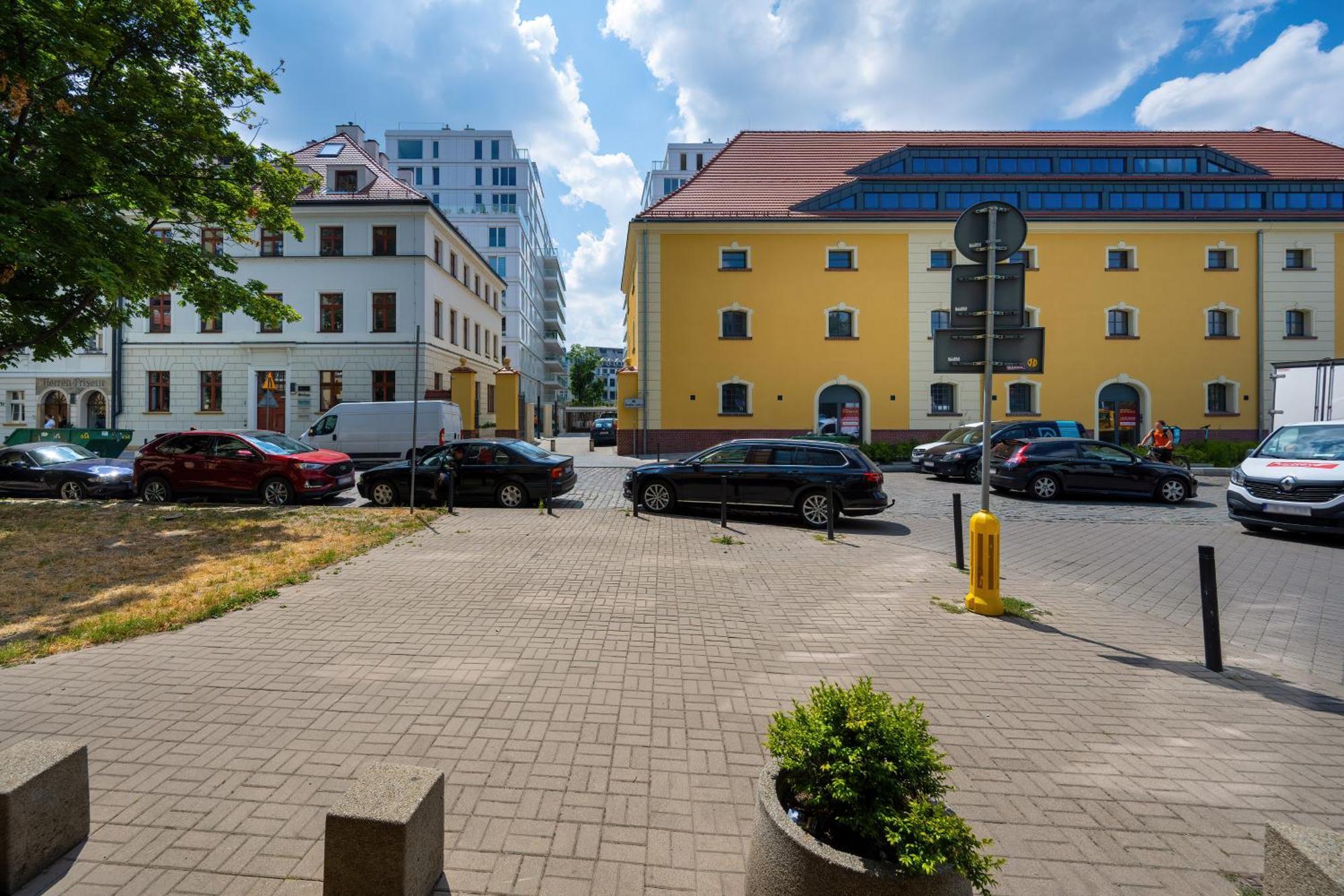 Elegancki Apartament Z Parkingiem Blisko Starego Miasta By Noclegi Renters ヴロツワフ エクステリア 写真