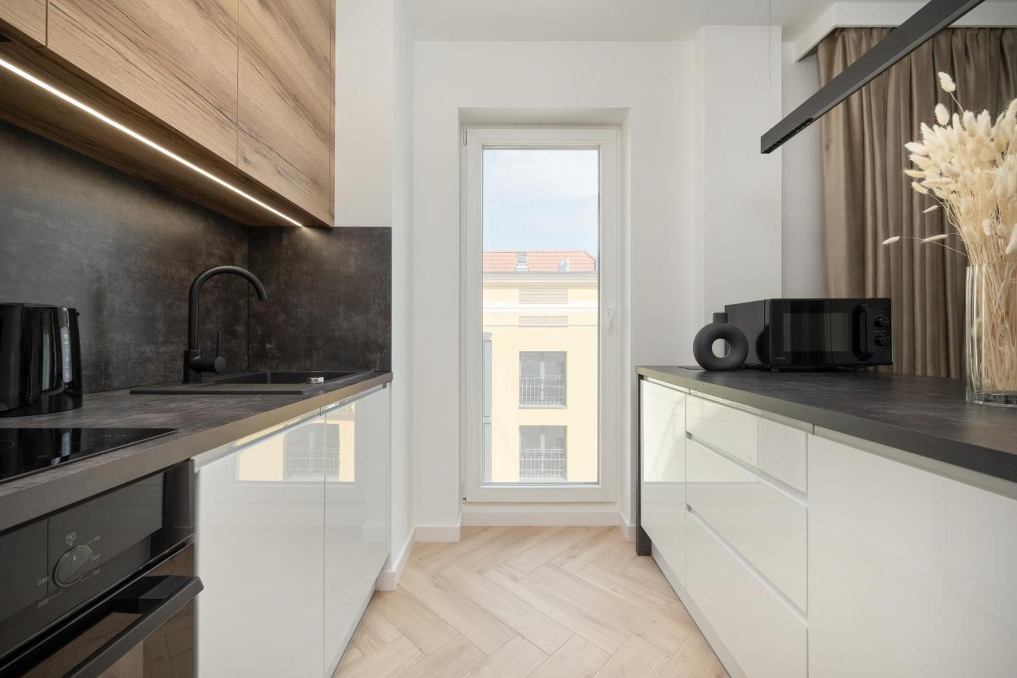 Elegancki Apartament Z Parkingiem Blisko Starego Miasta By Noclegi Renters ヴロツワフ エクステリア 写真