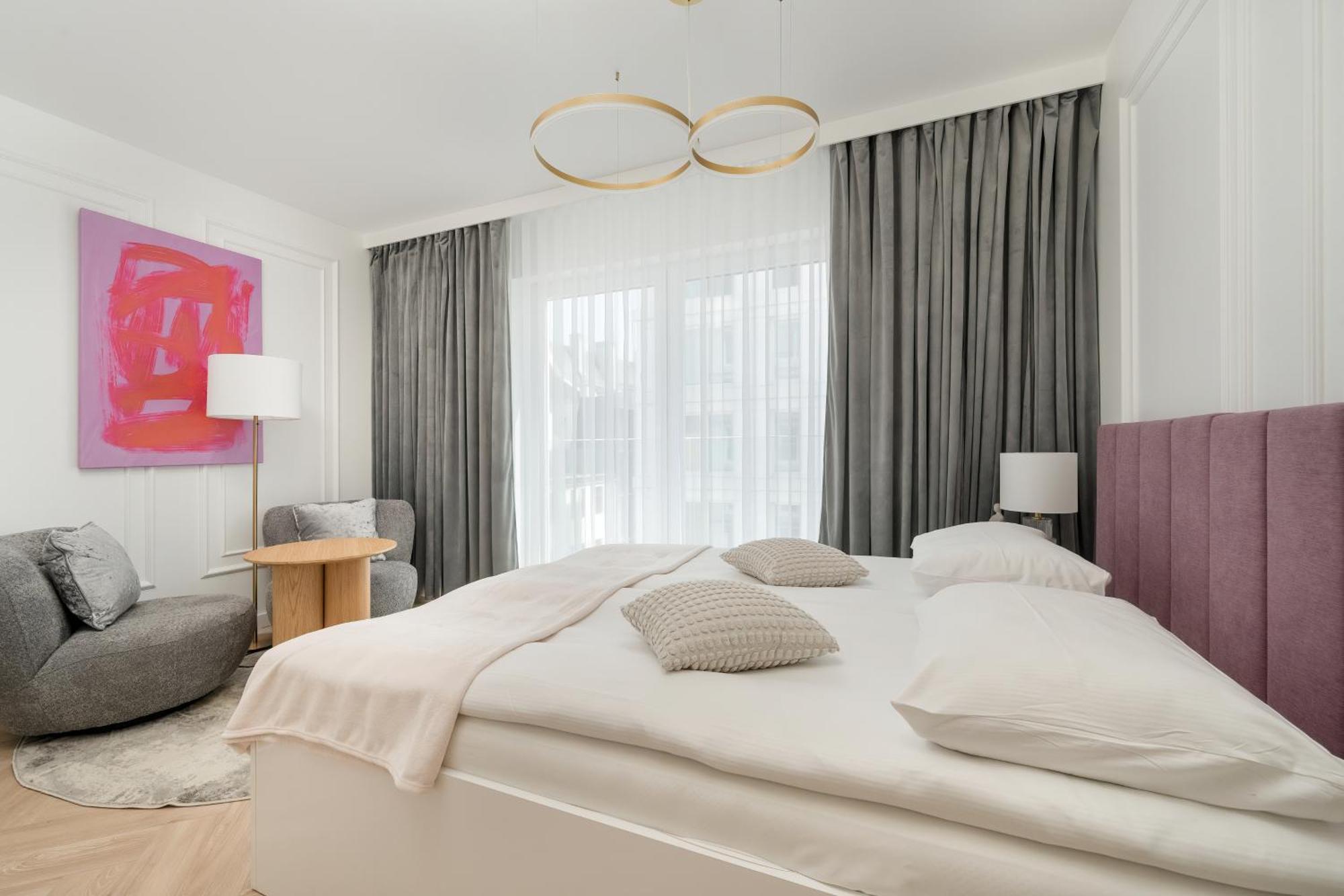 Elegancki Apartament Z Parkingiem Blisko Starego Miasta By Noclegi Renters ヴロツワフ エクステリア 写真