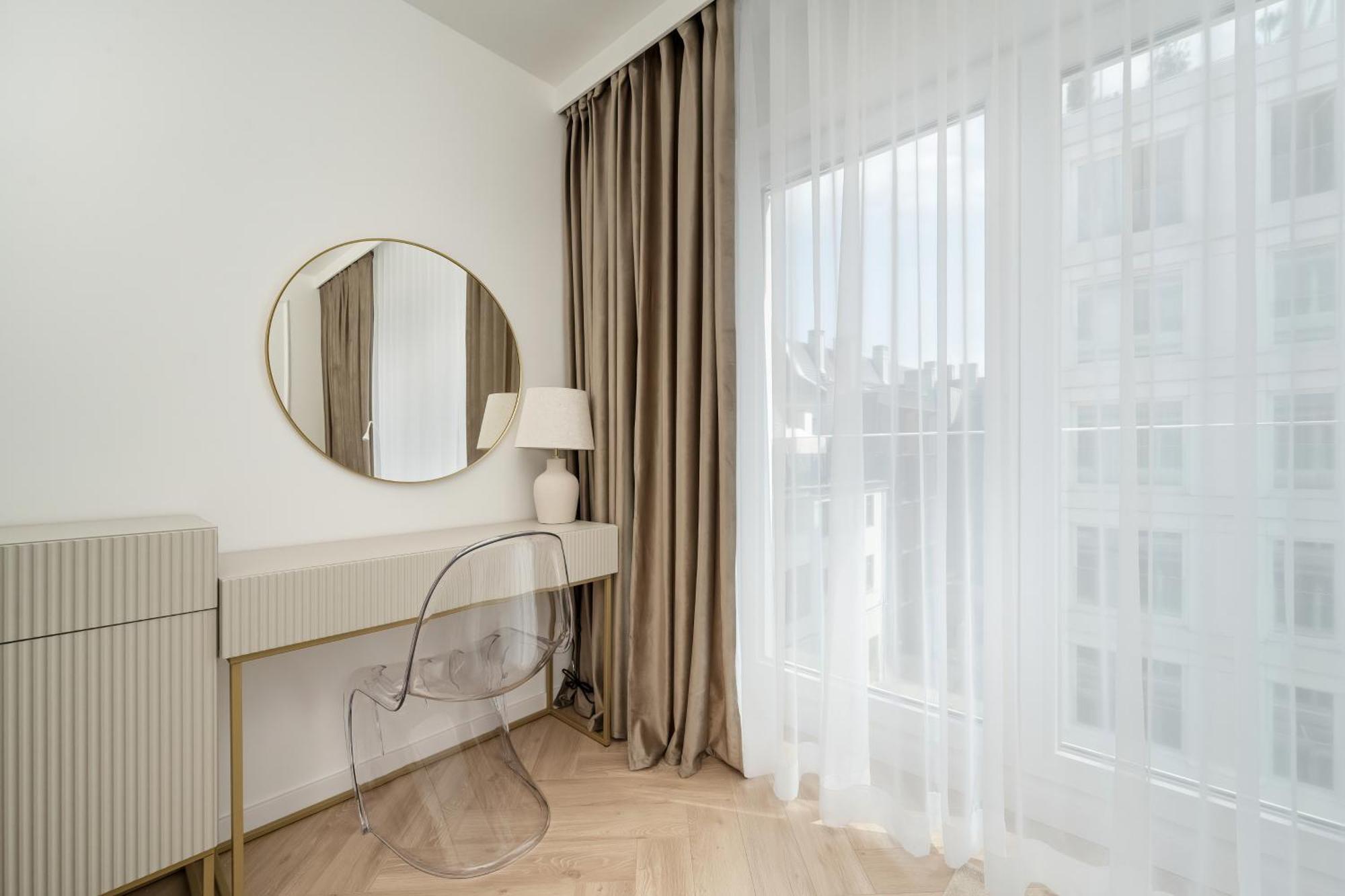 Elegancki Apartament Z Parkingiem Blisko Starego Miasta By Noclegi Renters ヴロツワフ エクステリア 写真